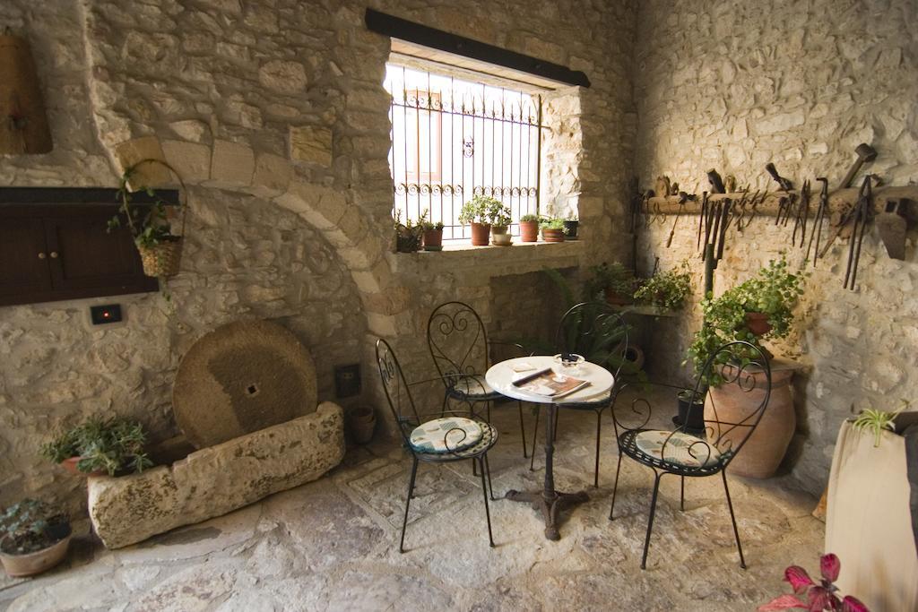 Santa Teresa Apartman Erice Szoba fotó