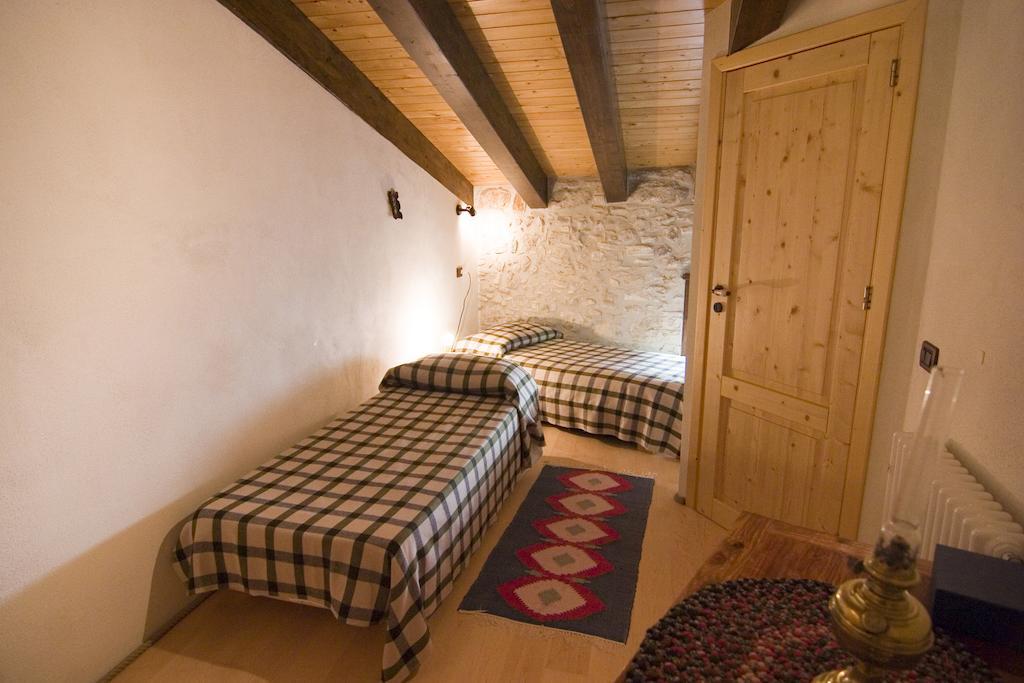 Santa Teresa Apartman Erice Szoba fotó