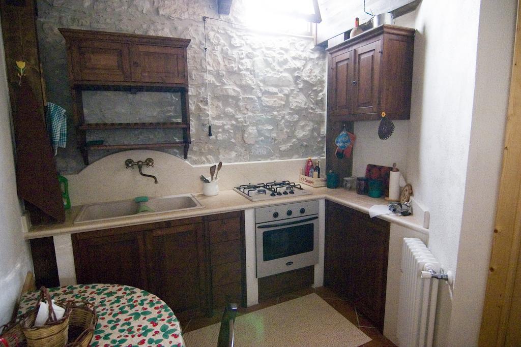 Santa Teresa Apartman Erice Szoba fotó